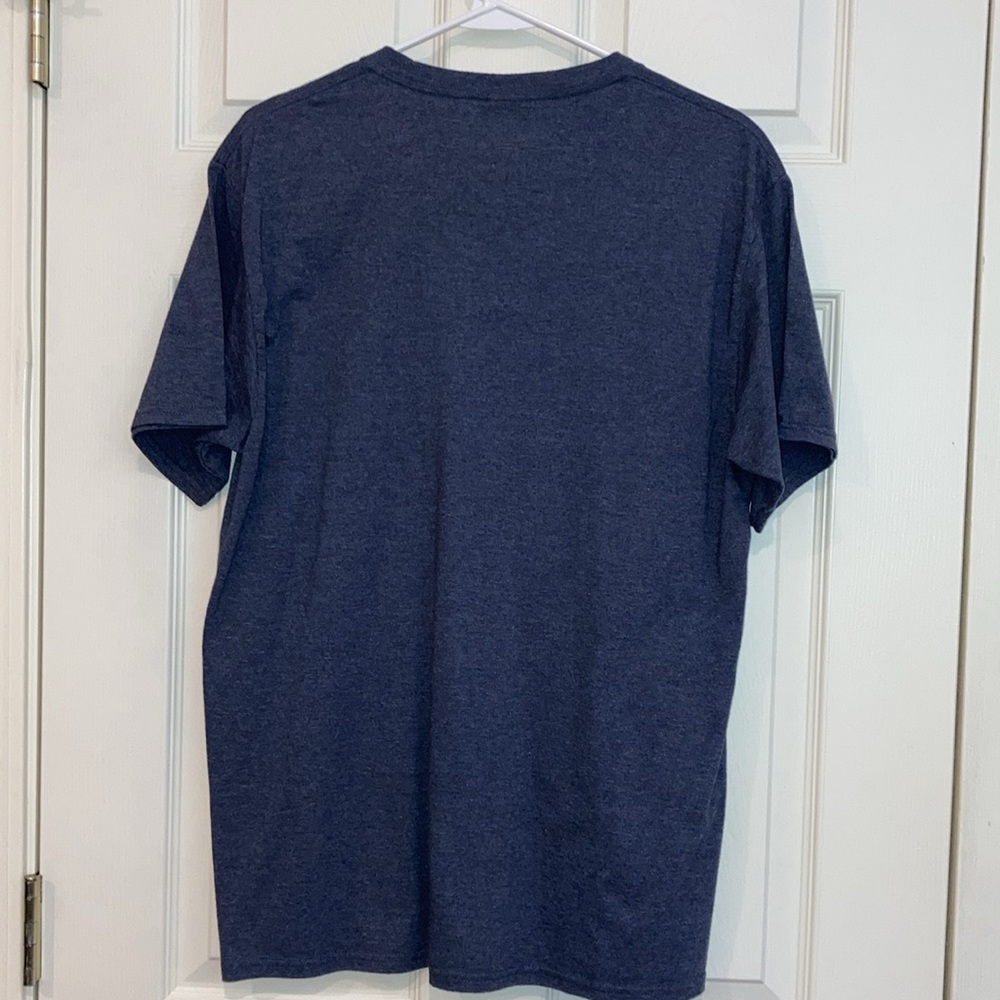 Disney Hakuna Matata Shirt NWOT - Picture 4 of 4